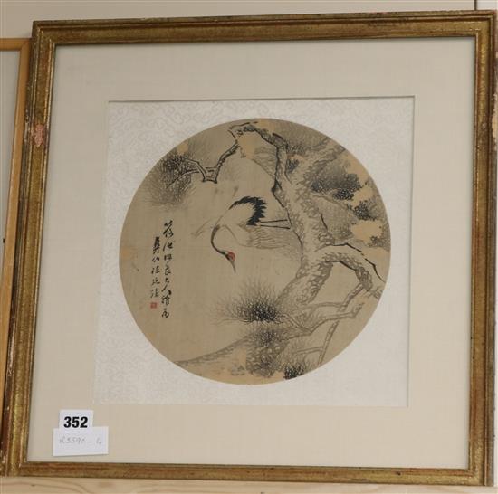 A Chinese painting on silk of a crane, late 19th century tondo, 25cm.